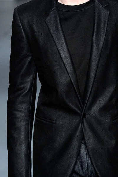 Look 4